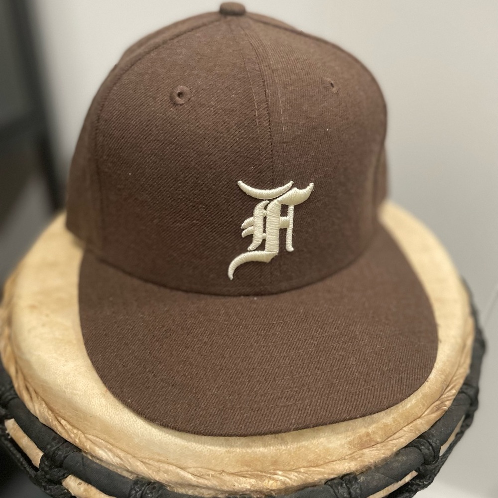 Fear of god new era fitted brown 7 1/8